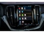 Volvo XC60 2.0 T6 AWD Plug-in hybrid Ultimate Dark | Long Range | 360 Camera | Panoramadak | Stoel en Stuurverwarming | 21" | Donker Glas | Power Seats | Adaptieve Cruise Control |