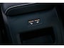 Volvo XC60 2.0 T6 AWD Plug-in hybrid Ultimate Dark | Long Range | 360 Camera | Panoramadak | Stoel en Stuurverwarming | 21" | Donker Glas | Power Seats | Adaptieve Cruise Control |