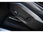Volvo XC60 2.0 T6 AWD Plug-in hybrid Ultimate Dark | Long Range | 360 Camera | Panoramadak | Stoel en Stuurverwarming | 21" | Donker Glas | Power Seats | Adaptieve Cruise Control |