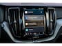 Volvo XC60 2.0 T6 AWD Plug-in hybrid Ultimate Dark | Long Range | 360 Camera | Panoramadak | Stoel en Stuurverwarming | 21" | Donker Glas | Power Seats | Adaptieve Cruise Control |
