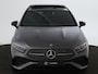 Mercedes-Benz A-klasse 250 e AMG NIghtpakket | Panoramadak | Distronic | Alarm | Dode Hoek Ass | Keyless Go | Sfeerverlichting | Inclusief 24 maanden Mercedes-Benz Certified garantie voor Europa |