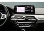BMW 5-Serie Touring 530e M Sport Business Edition Plus | 19 inch | Leer | Stoelverwarming | Berninagrau Bernstein | Live Cockpit | Apple Carplay / Android Auto |  M-pakket