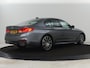 BMW 5-Serie 520i M Sport | Nappaleder | Head-Up | Stoelverwarming | Camera | Carplay | Sfeerverlichting | 20'' | Live Cockpit | Navigatie | Park Assist | Full LED