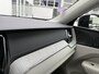 Volvo XC60 2.0 T6 AWD Plug-in Hybrid Ultimate Dark | Long Range | 360 Graden Camera | Harman Kardon Audio | Panoramadak | Lederen Bekleding | Elektrisch Verstelbare Voorstoelen | Lichtmetalen Velgen 20 inch |