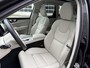 Volvo XC60 2.0 T6 AWD Plug-in Hybrid Ultimate Dark | Long Range | 360 Graden Camera | Harman Kardon Audio | Panoramadak | Lederen Bekleding | Elektrisch Verstelbare Voorstoelen | Lichtmetalen Velgen 20 inch |