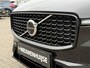 Volvo XC60 2.0 T6 AWD Plug-in Hybrid Ultimate Dark | Long Range | 360 Graden Camera | Harman Kardon Audio | Panoramadak | Lederen Bekleding | Elektrisch Verstelbare Voorstoelen | Lichtmetalen Velgen 20 inch |