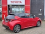 Toyota Yaris 1.5 Hybrid Executive HEAD-UP DIS STOELVERWARMING BI-TONE PDC V+A ELEK SPIEGELS
