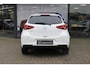 Mazda 2 1.5 Skyactiv-G Comfort , Automaat, Zwart Dak + Spiegels, LMV 15 Inch, PDC, Clima, Stoelverwarming, Apple Carplay, Navi, Cruise, ASR, LKA