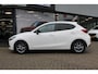 Mazda 2 1.5 Skyactiv-G Comfort , Automaat, Zwart Dak + Spiegels, LMV 15 Inch, PDC, Clima, Stoelverwarming, Apple Carplay, Navi, Cruise, ASR, LKA