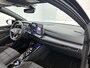 Volkswagen Golf 1.5 eHybrid GTE | 272 PK | Automaat | Panoramadak | Navigatie | Apple Carplay / Android Auto | Trekhaak Inklapbaar | Digital Cockpit | Advanced Keyless | Heads-up Display | Stoel- Stuurverwarming | Lichtmetalen Velgen |