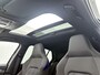 Volkswagen Golf 1.5 eHybrid GTE | 272 PK | Automaat | Panoramadak | Navigatie | Apple Carplay / Android Auto | Trekhaak Inklapbaar | Digital Cockpit | Advanced Keyless | Heads-up Display | Stoel- Stuurverwarming | Lichtmetalen Velgen |