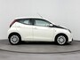 Toyota Aygo 1.0 VVT-i x-play | Apple Carplay / Android Auto | Airco | Camera | DAB | Bluetooth