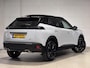 Peugeot 2008 GT Pack 1.2 Turbo 130pk EAT8 | SCHUIF/KANTELDAK | ALCANTARA INTERIEUR | 18" LM 'EVISSA' | NAVI | 360° CAMERA | STOELVERW. | DODEHOEKBEW. | DRAADLOZE LADER |