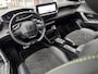 Peugeot 2008 GT Pack 1.2 Turbo 130pk EAT8 | SCHUIF/KANTELDAK | ALCANTARA INTERIEUR | 18" LM 'EVISSA' | NAVI | 360° CAMERA | STOELVERW. | DODEHOEKBEW. | DRAADLOZE LADER |