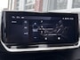 Peugeot 2008 GT Pack 1.2 Turbo 130pk EAT8 | SCHUIF/KANTELDAK | ALCANTARA INTERIEUR | 18" LM 'EVISSA' | NAVI | 360° CAMERA | STOELVERW. | DODEHOEKBEW. | DRAADLOZE LADER |