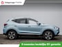 MG MG ZS EV Luxury 45 kWh Trekhaak/ Panoramadak/ Leer/ Stoelverwarming/ Adapt. cruise/ Camera/ Carplay