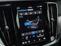 Volvo V60 2.0 T6 Plug-in hybrid AWD Plus Dark | 360 camera | Trekhaak | Sportstoel | Harman/Kardon | Pilot Assist | Stoel & stuurverwarming |