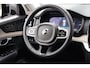 Volvo XC90 2.0 T8 Plug-in hybrid FACELIFT AWD Ultra Dark 455pk Panoramadak/Luchtvering/HarmanKardon