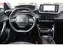 Peugeot 2008 1.2 100PK ALLURE PACK | TREKHAAK | NAVIGATIE | LED KOPLAMPEN | 3-D INSTRUMENTENPANEEL | KEYLESS ENTRY/START | ACHTERUITRIJ CAMERA | CLIMATE CONTROL | APPLE CARPLAY/ANDROID AUTO | CRUISE CONTROL | DAB+ RADIO | PARKEERSENSOREN VOOR + ACHTER |
