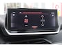 Peugeot 2008 1.2 100PK ALLURE PACK | TREKHAAK | NAVIGATIE | LED KOPLAMPEN | 3-D INSTRUMENTENPANEEL | KEYLESS ENTRY/START | ACHTERUITRIJ CAMERA | CLIMATE CONTROL | APPLE CARPLAY/ANDROID AUTO | CRUISE CONTROL | DAB+ RADIO | PARKEERSENSOREN VOOR + ACHTER |