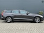 Volvo V60 2.0 T6 Plug-in hybrid AWD Plus Dark | 360 camera | Trekhaak | All-seasons | Harman/Kardon | Stoel en-stuurverwarming | BLIS