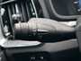 Volvo V60 2.0 T6 Plug-in hybrid AWD Plus Dark | 360 camera | Trekhaak | All-seasons | Harman/Kardon | Stoel en-stuurverwarming | BLIS