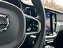 Volvo V60 2.0 T6 Plug-in hybrid AWD Plus Dark | 360 camera | Trekhaak | All-seasons | Harman/Kardon | Stoel en-stuurverwarming | BLIS