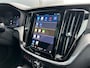 Volvo V60 2.0 T6 Plug-in hybrid AWD Plus Dark | 360 camera | Trekhaak | All-seasons | Harman/Kardon | Stoel en-stuurverwarming | BLIS
