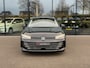 Volkswagen Passat Variant 1.5 eHybrid Business | Trekhaak | Alcantara | Head-up | Camera | Rijklaar incl. garantie