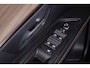 Peugeot 3008 1.6 HYbrid4 300 GT Pack Business I Panoramadak I Trekhaak I Stoelverwarming