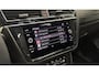 Volkswagen Tiguan 1.5 TSI R-Line Black Style PANO ECC CARPLAY NAVI.