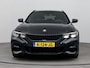 BMW 3-Serie Touring 320i Executive Edition 184PK | M-Sport | Sportstoelen | Stoelverwarming | Elektrische Kofferklep | Navigatie | Zwarte details | Apple CarPlay & Android Auto