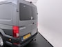 Volkswagen Crafter 35 2.0 TDI 177 PK L3H2 DC Highline Exclusive | Airco | Elek.pakk | Cruise control | Navigatie | Carplay | Ergo Comfortstoel | PDC | Camera | Trekhaak