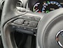 Toyota Yaris Cross 1.5 Hybrid Dynamic STUUR/STOELVERWARMING DRAADLOOS LADEN PDC VOOR EN ACHTER