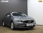 Volvo V40 2.0 D2 Momentum | Navigatie | Voorstoelen verwarmd | Verwarmde voorruit |