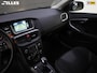 Volvo V40 2.0 D2 Momentum | Navigatie | Voorstoelen verwarmd | Verwarmde voorruit |