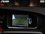 Volvo V40 2.0 D2 Momentum | Navigatie | Voorstoelen verwarmd | Verwarmde voorruit |