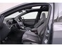Volkswagen Golf 1.5 TSI R-Line Pano-dak R-Kuipstoelen Dodehoek 18'LMV
