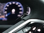 Volkswagen T-Roc 1.5 TSI R-Line | Keyless acces | Stoel + stuurverwarming | Achteruitrijcamera | Panorama dak | Elektrische kofferbakklep |