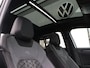Volkswagen T-Roc 1.5 TSI R-Line | Keyless acces | Stoel + stuurverwarming | Achteruitrijcamera | Panorama dak | Elektrische kofferbakklep |