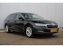 Skoda Octavia Combi 1.0 TSI Business Edition Plus Leder Trekhaak Virtual Cockpit Navigatie Carplay Android Climate Control Adaptive Cruise Achteruitrijcamera Stoelverwarming