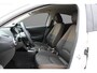 Mazda 2 1.5 Skyactiv-G Comfort , Automaat, Zwart Dak + Spiegels,15 inch LMV, PDC, Clima, Stoelverwarming, Apple Carplay, NavI, Cruise, ASR, LKA