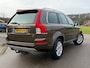 Volvo XC90 2.4 D5 Limited Edition Automaat / 7 Persoons / Panoramadak / Trekhaak / Leder / Navi / Xenon / PDC / Cruise / Stoelverw