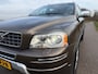 Volvo XC90 2.4 D5 Limited Edition Automaat / 7 Persoons / Panoramadak / Trekhaak / Leder / Navi / Xenon / PDC / Cruise / Stoelverw
