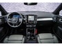 Volvo XC40 2.0 B4 Plus Dark | Trekhaak | Adaptive Cruise Control | Dode hoek detectie BLIS | Harman Kardon audio | Elektrische stoelverstelling | Stoel- en stuurverwarming | Verwarmde Voorruit |