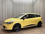 Renault Clio Estate 1.2 Dynamique *Trekhaak* Automaat / Ketting V.V / Keyless / Clima / Navi / Cruise / Jaune Éclair / 16" LMV Black / 4x Elektr. ramen + inklapb. spiegels