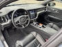 Volvo V60 2.0 T6 Plug-in hybrid AWD Ultimate Bright / Trekhaak Elektrisch Wegklapbaar / Stoel & Stuurverwarming / Google Maps Navi /