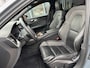Volvo V60 2.0 T6 Plug-in hybrid AWD Ultimate Bright / Trekhaak Elektrisch Wegklapbaar / Stoel & Stuurverwarming / Google Maps Navi /