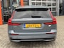 Volvo V60 2.0 T6 Plug-in hybrid AWD Ultimate Bright / Trekhaak Elektrisch Wegklapbaar / Stoel & Stuurverwarming / Google Maps Navi /