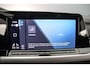 Volkswagen Golf Life 1.0 TSI 110pk Adaptive cruise control, Achteruitrijcamera, LED koplampen, Parkeersensoren, App connect, Stoelverwarming, Stuurwiel verwarmd